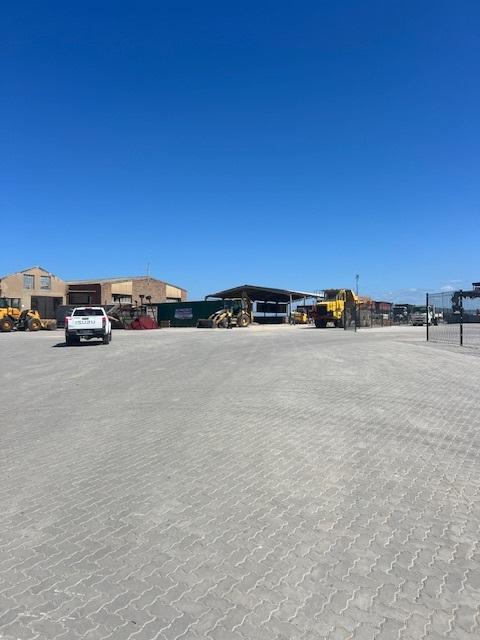 To Let commercial Property for Rent in Wells Estate Eastern Cape